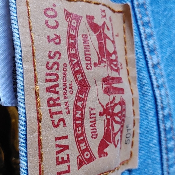 🇨🇦 Women's Levis 501 Red Tab Distressed Straight Leg Jean - Picture 8 of 14